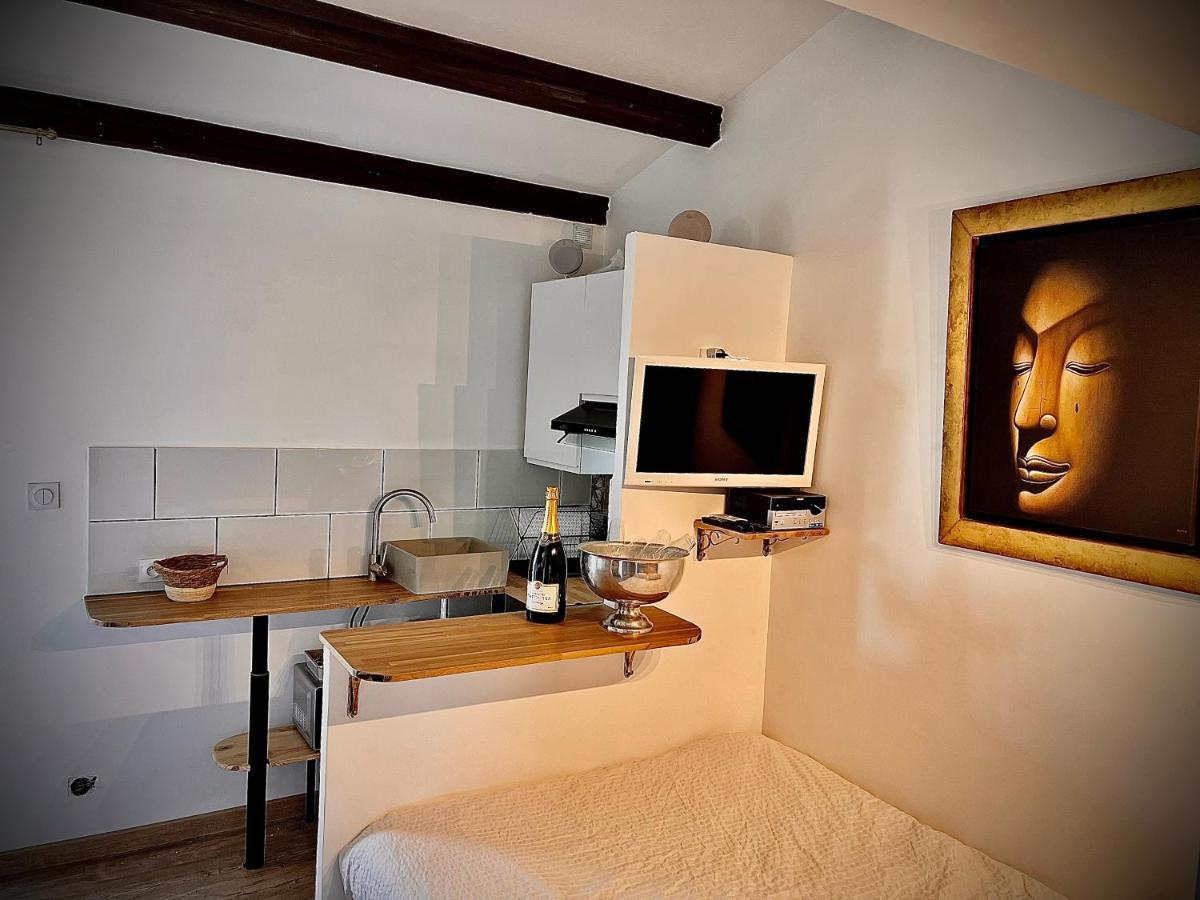 Cozy Studio Avec Terrasse Au Village Naturiste Cap Agde Exterior foto